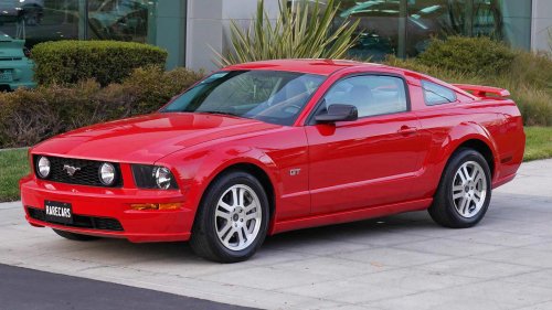 The best manual V8 sports cars you can buy right now for under $20k