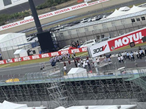 MotoGP日本グランプリはアプリリアブースでお待ちしています！【葉月美優のバイクライフレポート】