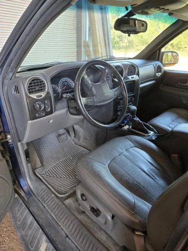 GMC, 2004 GMC Envoy XUV For Sale