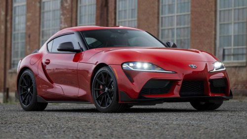These two manual sports cars are dead, so now is the time to buy