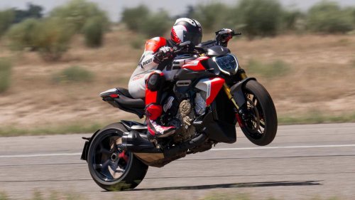 10 motorcycles that redefine what performance means