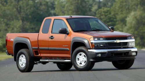 Extended Cab Truck Vs Crew Cab: Which One Should You Buy?
