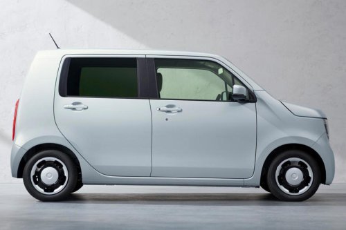 ホンダ「N-WGN」が安全性と快適性を磨き上げ一部改良。カスタムに特別仕様車「BLACK STYLE」を設定