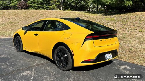 Highly efficient hybrid sedans that deserve attention