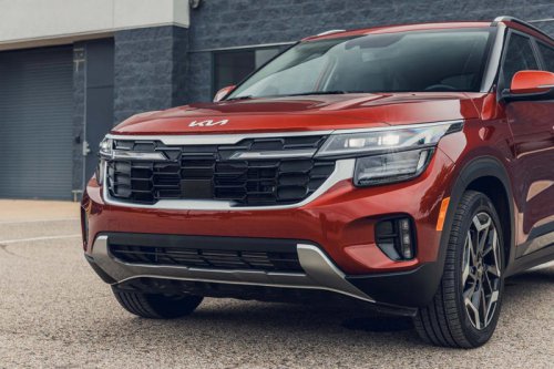 View Exterior Photos of the 2025 Subcompact SUV Comparison Test