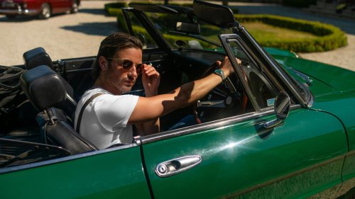 10 Reasons People Love Vintage Cars &amp; 10 Why The Love Modern Ones