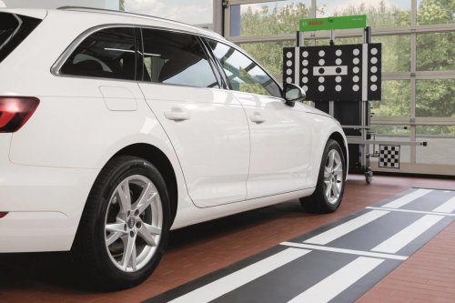 Coche de sustitución o de cortesía: cuándo puedes pedirlo y los casos en los que te va a tocar pagar