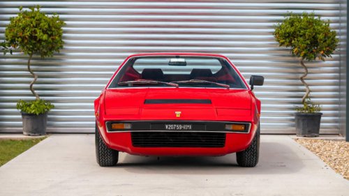 The Smallest Displacement V8 Engine Ever In A Production Car