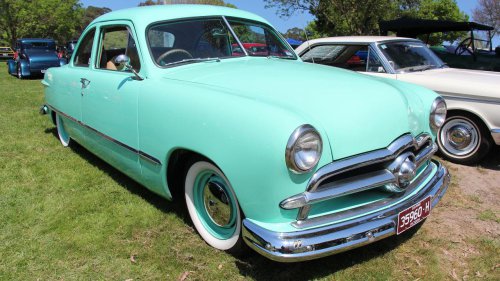 Why did old cars have pull knobs for headlights?