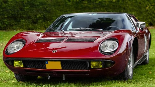 Classic cars with dashboards that felt like fighter jet cockpits