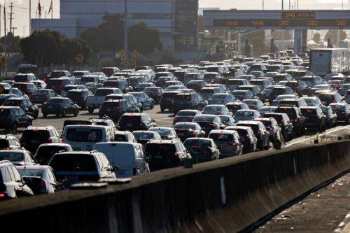 California's EV carpool era is coming to an end. Will it unleash traffic chaos?