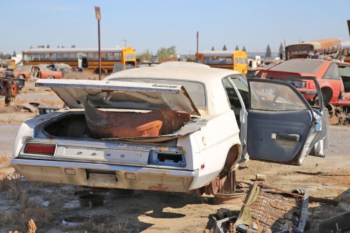 More Junkyard Gems from Turner’s Auto Wrecking in Fresno, California
