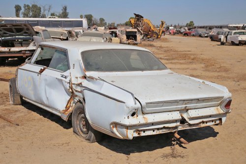 More Junkyard Gems from Turner’s Auto Wrecking in Fresno, California