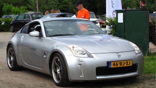 5 early-2000s sports cars that are bargain buys today