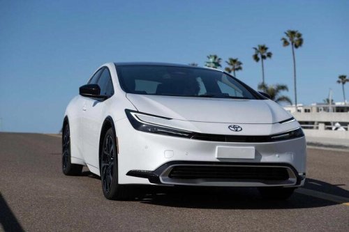 Ask AutoGudie: The Pros and Cons of Leasing a Car