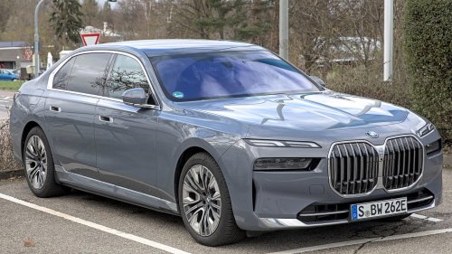 No Legroom: 10 Cars Not Built For Tall People &amp; 10 That Are