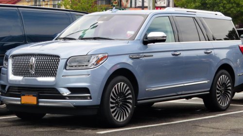 No Legroom: 10 Cars Not Built For Tall People &amp; 10 That Are