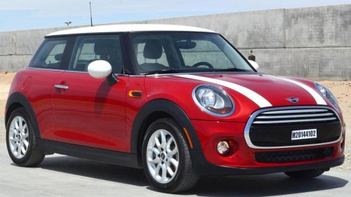 No Legroom: 10 Cars Not Built For Tall People & 10 That Are