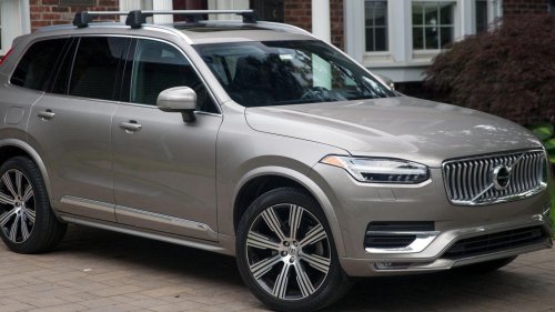 No Legroom: 10 Cars Not Built For Tall People &amp; 10 That Are