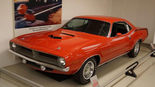 7 Big-block cars you’ll almost never see again