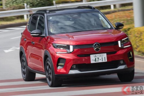 339万円！リッター「22km」走る新型「“輸入”コンパクトSUV」登場！ 全長4m級ボディ採用＆1.2リッターターボエンジン搭載のシトロエン「新型C3」を試す