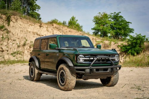 Which American automakers still offer stick shifts?