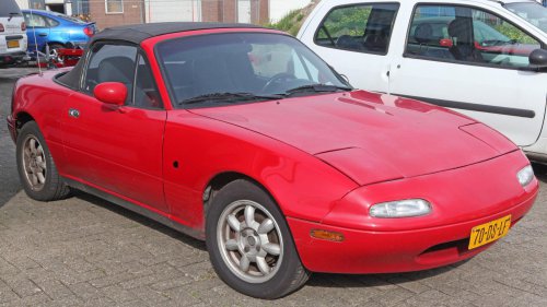 20 Cars That Ruled The 90s