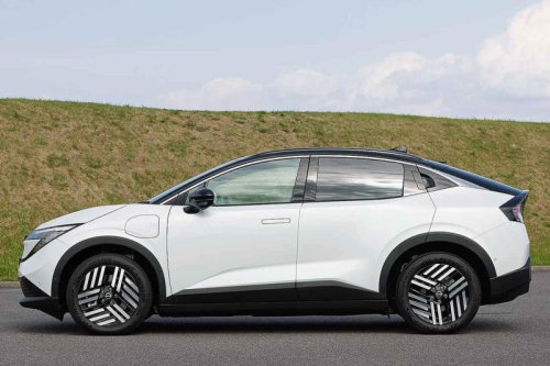 日産が新型リーフ「B7」を発表。一充電の走行距離は最大702km！