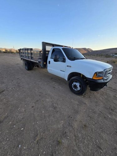 2001 Ford F-550