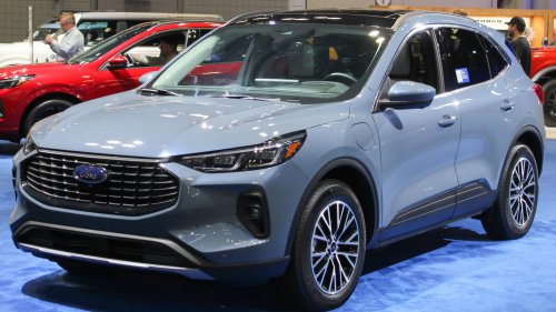 10 SUVs With Solid Towing Capacity &amp; 10 That Would Never Make It