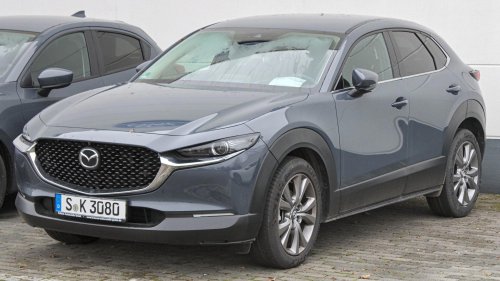 10 SUVs With Solid Towing Capacity &amp; 10 That Would Never Make It