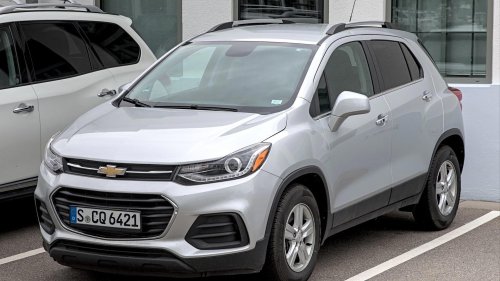 10 SUVs With Solid Towing Capacity &amp; 10 That Would Never Make It