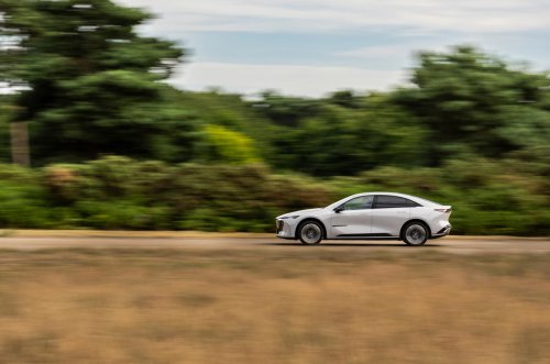 Mazda 6e probado: ¿puede este sedán eléctrico competir con VW?