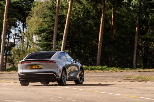 Mazda 6e probado: ¿puede este sedán eléctrico competir con VW?