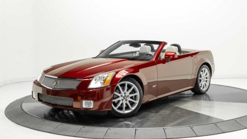 10 fast V8-powered performance cars everyone forgot about