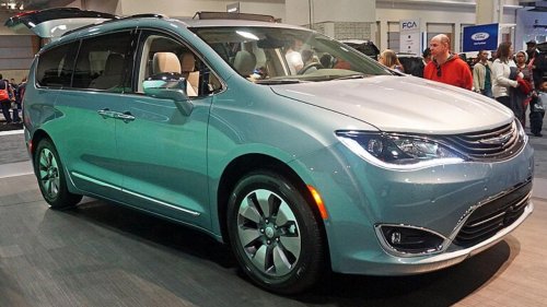 12 vehicles smart buyers are avoiding this year