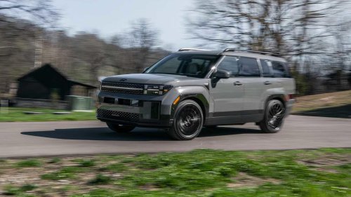 10 midsize SUVs that get over 25 MPG on the highway