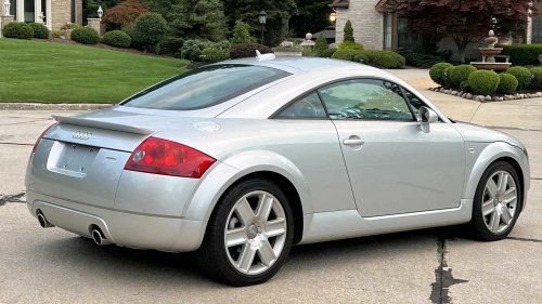 5 forgotten sports cars from the 2000s that are a steal right now