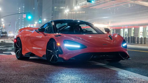 Porsche GT3 RS badge: A symbol of precision engineering