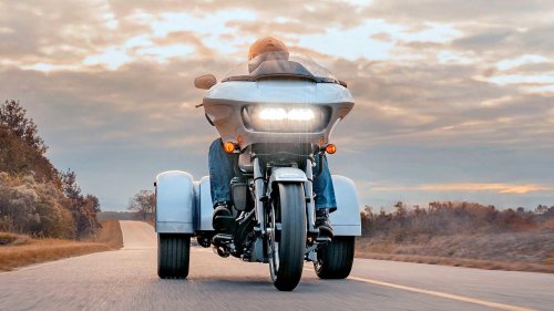 10 reliable touring motorcycles for long-distance rides