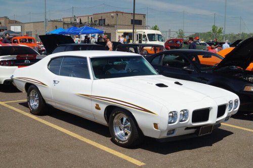 Vintage Cars That Could Make Their Owners Rich
