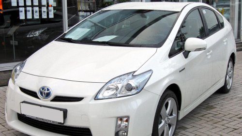 10 Cars With Terrible Battery Locations &amp; 10 With The Best