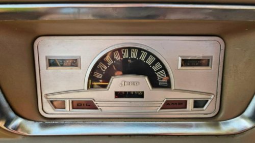 1960s Jeep Gladiator SJ-Gen J Series: The Pickup Truck with a Buick V8 Engine