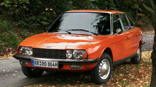 20 Legendary Cars That Started As Total Flops