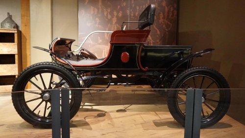 The 10 Most Prominent American Car Brands &amp; 10 That No Longer Exist