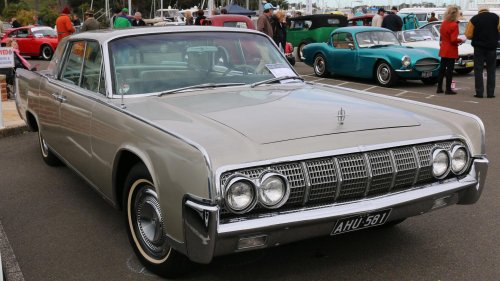The 10 Most Prominent American Car Brands &amp; 10 That No Longer Exist