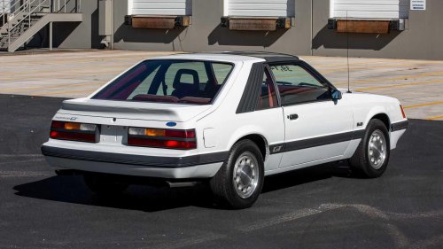 10 Iconic '80s Cars That Are Still Cool Today