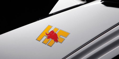 Las insignias de coches más raras y sus –no menos extraños– orígenes