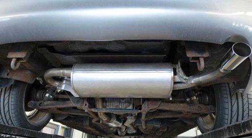 Le robaron esta pieza del coche en un ‘parking’ de Lleida: ¿por qué es una de las más buscadas por los ladrones?