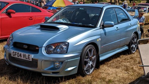 20 Cars That Were Only Cool In The 2000s